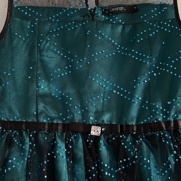 Girls Dress - Picture 5 of 5